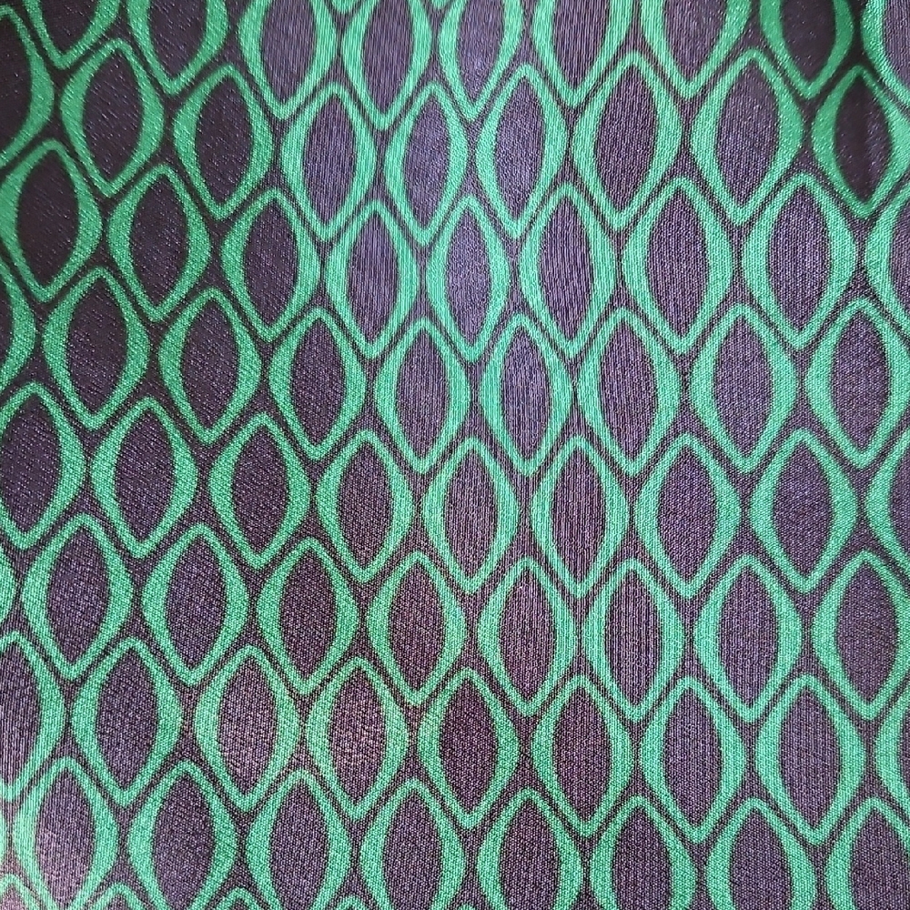 Merona Navy And Green Sleeveless Blouse